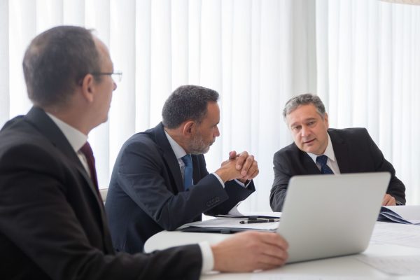 experts_in_cybersecurity_optimized